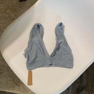 SKIMS mesh plunge bralette!